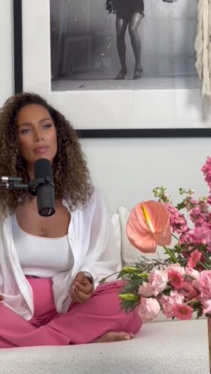 Leona Lewis Instagram - Everything’s a ballad 🌸