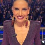 Leonor Varela Instagram - ¡SE ACABÓ LA ESPERA! 🌟 HOY al fin se estrena #GotTalentCHV ✨ El programa de talentos que se tomará las noches de CHV y que te sorprenderá con grandes artistas y presentaciones 🤩 No te lo pierdas a las 22.30hrs 📺
