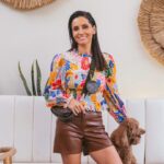 Leonor Varela Instagram - Gracias por la cálida acogida al grupo @exeed_bornformore 🙌🏽 son la familia que no sabía necesitaba, pero a la cual soy feliz pertenecer, Vito y yo nos sentimos como en casa!! 💞 Sabían que @barceloneta_scl es parte del club de beneficios exeed? se come 👌🏽😋 . . Thanks for the warm welcome @exeed_bornformore 🙌🏽 you are the family I didn't know I needed but love being a part of, Vito and I feel right at home! 💞