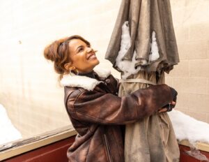 Leslie Grace Instagram - some fun in park city with @myles_standish for @interviewmag! 🤎