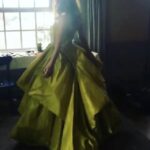 Leslie Mann Instagram - #repost . . . @zacposen A magic moment with #Lesliemann bringing the glamour and Romance in #zacposen at the 89th #Academyawards #oscars #ballgown #citrine @lesliemann @highheelprncess