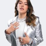 Lesslie Polinesia Instagram - La vida se vive por momentos que aunque se sientan simples, son los más únicos que se quedan guardados en nuestro corazon por siempre 🤍🤱🏻 @swarovski #Swarovski #SwarovskiLovesMom
