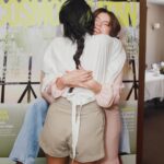Lesslie Polinesia Instagram - Aún no puedo creerlo 🤍 somos portada de abril de @cosmopolitanmx no es nada fácil soñar y lograrlo tienes que trabajar mucho para ello. Sanar el alma y abrazar con amor cada proceso, siendo fiel a ti misma es parte de la evolución 🤍🌸