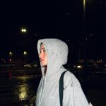 Leticia Siciliani Instagram – El carrete que estabas esperando 🤌🏼
1. Una Leti abajo de la lluvia siendo muy feliz 🫶🏼 (aunque no parezca)
2. Para mí una siesta valió la pena si : babeo un “toque” y mi novia me filma para molestarme .
3. Desperté a mi novia un sábado al mediodía con esta delicia… 🤤
4. Haciendo valer este lookazo antes de salir para un evento
5. BOOOOOCA BOOOOOCA BOOOOOCA 💙💛💙
6. La tranquilidad que me da la lluvia , no te explico . 🌧️♥️
Disfruten el finde 😘
Like para segunda parte … ahre