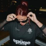 Leticia Siciliani Instagram - sepan disculpar pero me verán colorada y con esta remera puesta muy seguido . 🤩 @midway.ar 🫶🏼