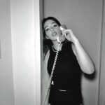 Leticia Siciliani Instagram – equivocado no es aquí señor . ☎️
