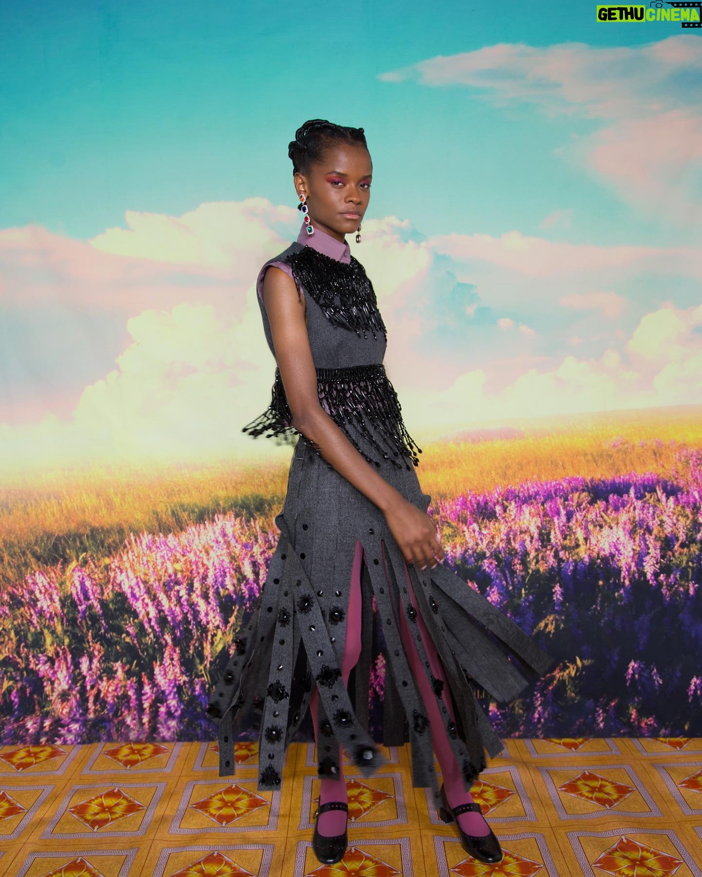 Letitia Wright - 214.8K Likes - “I just try to be a vessel for each story and tell the truth” 🙏🏾
Interview on @vanityfair x #smallaxe