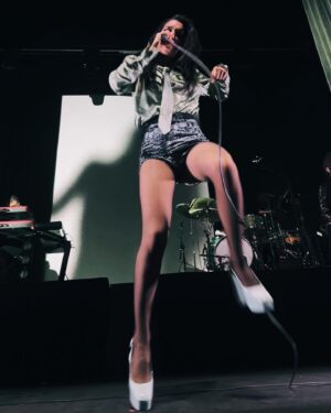 Levante Instagram - T R E N T O F U T U R A 

Grazie Trento di avermi fatta sentire amata e grazie @francesca_michielin della tua grande generosità e del talento ❤️ per esserci stata e per esserci tutte le volte che ti cerco.

Questo tour è arrivato quasi al termine e ne sento già la mancanza.
Ci vediamo a Udine, per festeggiare le nostre rinascite e dirci arrivederci, arrivederci ancora.

L.

📸 @is.iside