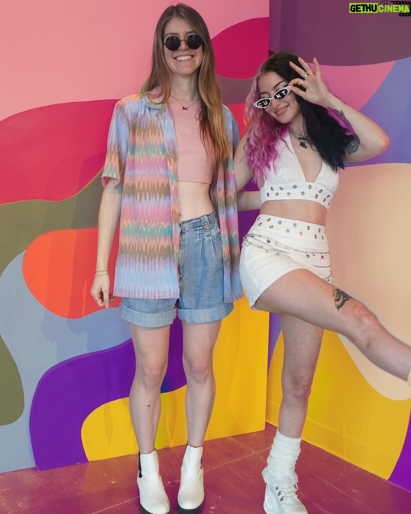 Lexi Brumback Instagram - Come thru and see me at @iiipoints in Miami😎💖! I can’t wait to be back in my element dancing to live music and vibing with great people :3 Life has been so chaotic for me lately, and I’ve missed out on a bunch of fests this year, so I’m glad to get the opportunity to come vibe with my baddie friends at iiiPoints this October :D . . . . #music #festival #plur #backstagebaddie #miami #itsaparty