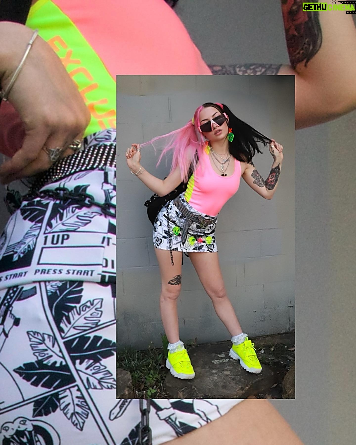 Lexi Brumback Instagram - Barbie tingz ππ
πΌπΈπ©·π·πβ¨ . . . . . #pride #lgbtpride #queerbarbie #barbietingz #pinkaesthetic #fashion #queer #lgbtfashion #pansexual #prideforever #ootd