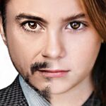 Lexi Rabe Instagram - Like daddy like daughter #starks I am doing a signing this weekend in Slidell this sat 12-5!! At @showcasecomicbooks 1400 Corporate Square Blvd! Would love to see you come out!! @avengers #ironman #tonystark #morganstark #avengersendgame #iloveyou3000 #godzilla