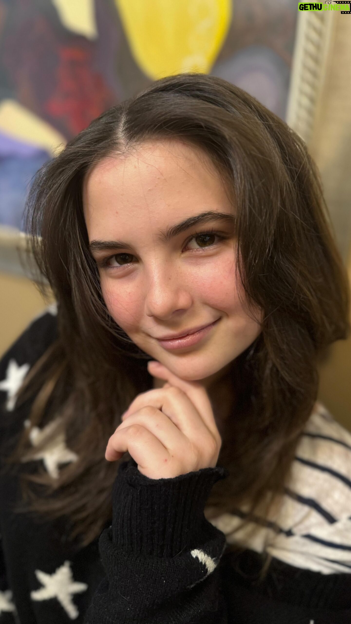 Lexi Rabe - 7.7K Likes - #NewYear #NewHair Thanks Mom! @mamarabe_andfam #Haircut