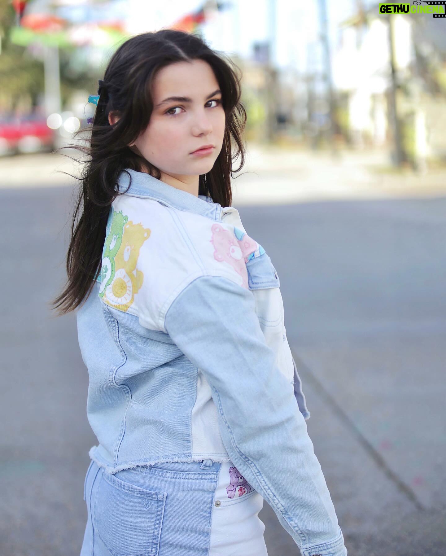 Lexi Rabe Instagram - About to fly.. no really heading out today so many excited things happening!! #singer #model #actor thx @justice for the cutest @carebears outfits