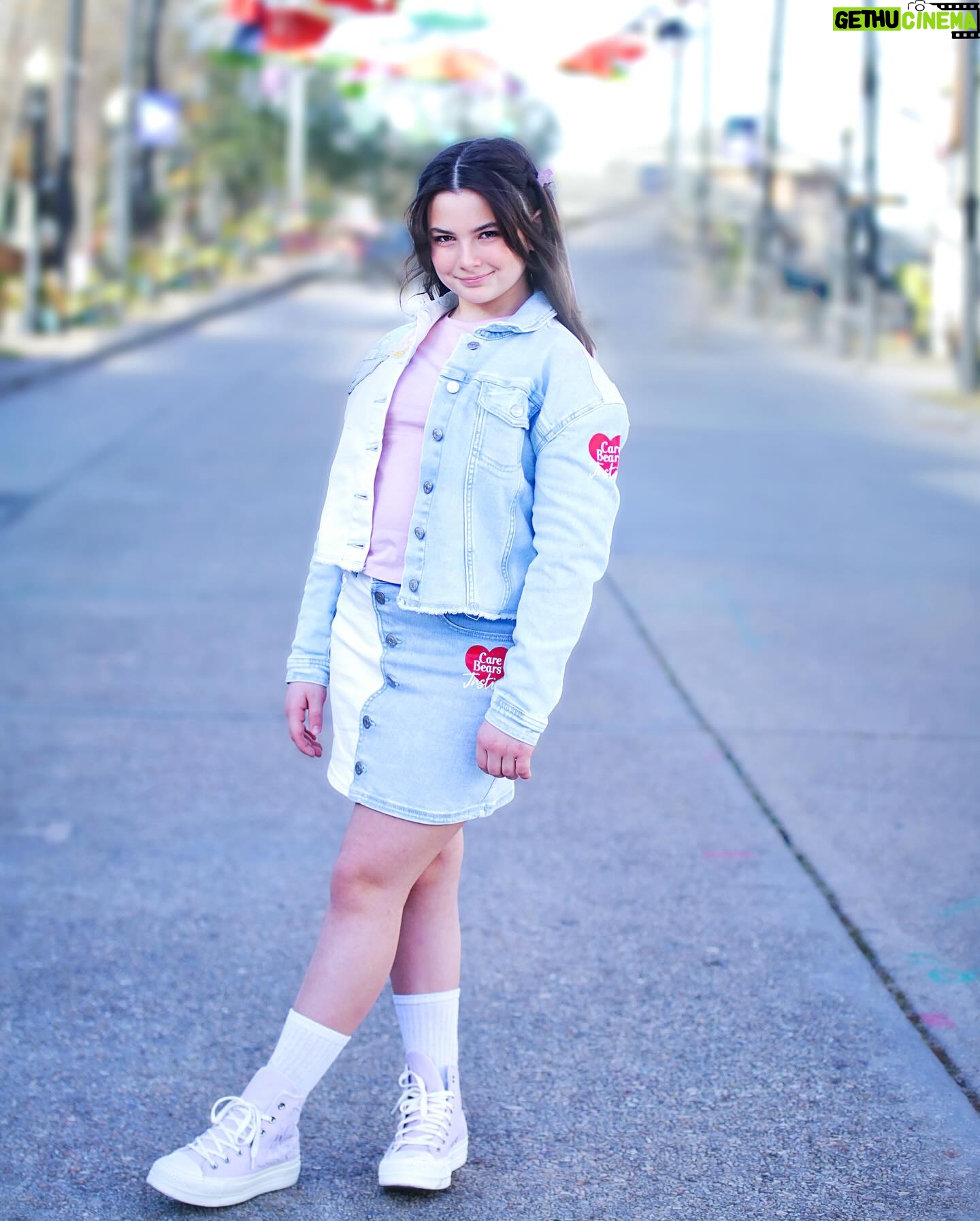 Lexi Rabe Instagram - About to fly.. no really heading out today so many excited things happening!! #singer #model #actor thx @justice for the cutest @carebears outfits