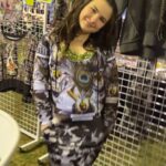 Lexi Rabe Instagram - @so_fear_clocks dressing me for today’s event!! @popconme having a blast #Designer, #OneOfAKind 💕
