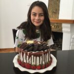 Leya Kırşan Instagram - Bugün inanılmaz güzel bir gün geçirdim. Arayan, mesaj atan, yanımda olan tüm sevdiklerime çok ama çok teşekkür ederim 🙏🙏🙏 Bir özel teşekkür de doğum günüm için şahane videolar hazırlayıp, yorum yapan, benim için çok değerli olan sizlere 💕💕💕 İyi ki 🎉🎉🎉