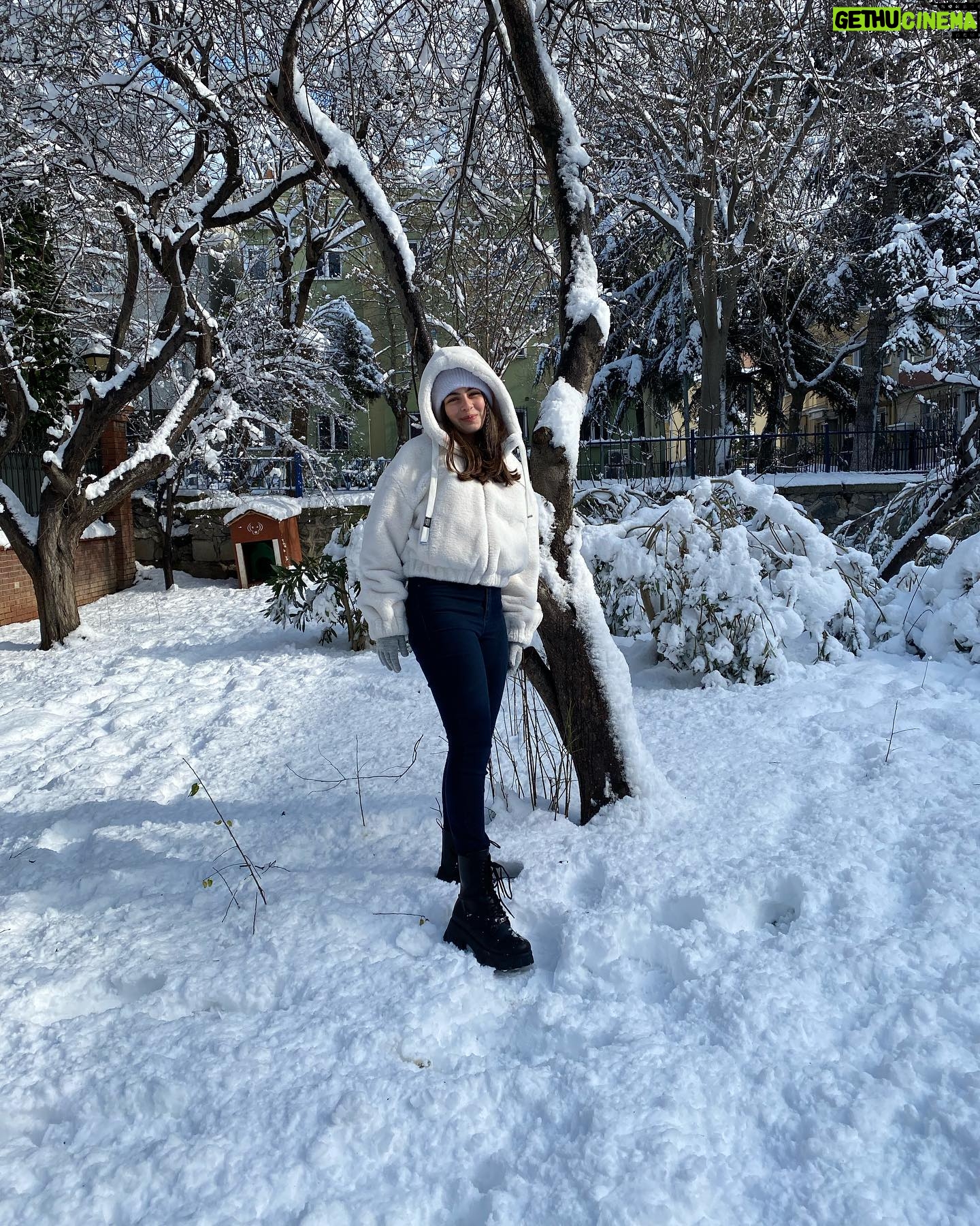 Leya Kırşan - 192.2K Likes - ❄️☃️