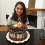 Leya Kırşan Instagram - Bugün inanılmaz güzel bir gün geçirdim. Arayan, mesaj atan, yanımda olan tüm sevdiklerime çok ama çok teşekkür ederim 🙏🙏🙏 Bir özel teşekkür de doğum günüm için şahane videolar hazırlayıp, yorum yapan, benim için çok değerli olan sizlere 💕💕💕 İyi ki 🎉🎉🎉