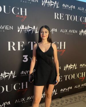 Leya Kırşan Instagram - Çok güzel bir geceden ✨🖤