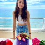 Leya Kırşan Instagram - Doğum günüm için yazdığınız bütün mesajlara bakmaya çalıştım , bugünümü güzelleştirdiğiniz için hepinize teşekkür ederim 🌸