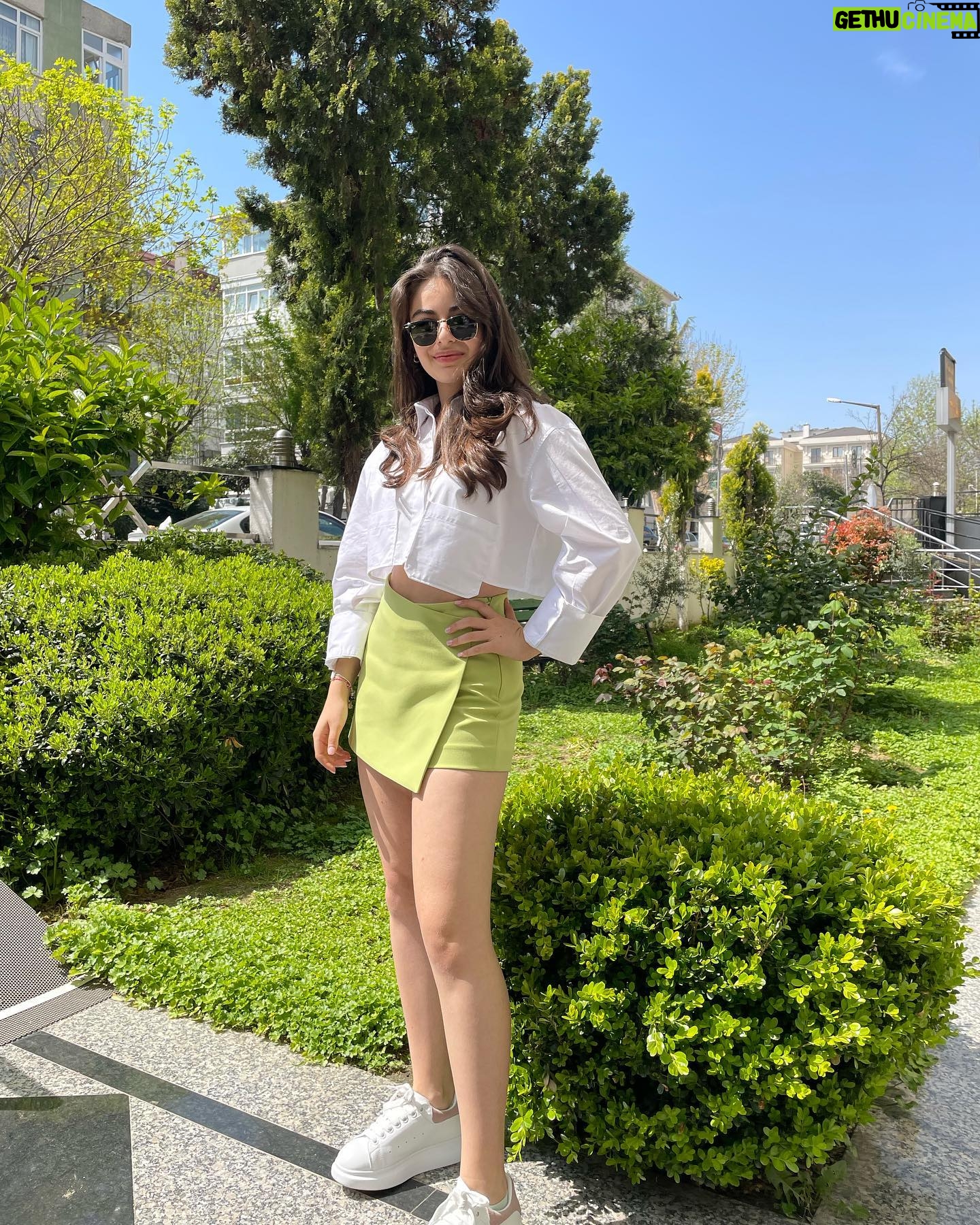 Leya Kırşan - 193.6K Likes -