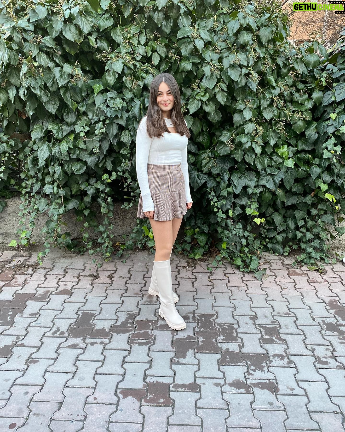 Leya Kırşan - 190.3K Likes -