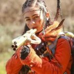 Leya Kırşan Instagram - 55. Bölüm son sahne 🎬 @tozkoparandizi Birlikte emek verdiğimiz dizimizin bugün final günü, yayında ve yapımda emeği geçen herkese, siz değerli izleyicilerimize çok teşekkürler 💞 yeni maceralarda buluşmak dileğiyle 🙏