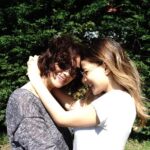 Leyla Tanlar Instagram – Mama ❤️ Beni bir tek sen boyle guldurebiliyorsun, anneler gunun kutlu olsun meleğim seni cok seviyorum… Happy mothers day to all moms out there 🙏🏻