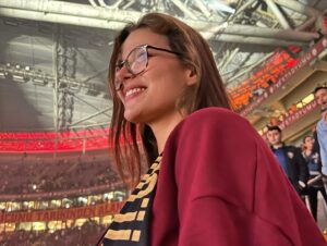 Leyla Tanlar Instagram - Aşk 💛♥️