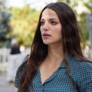 Leyla Tanlar Instagram - Deli Kızın Türküsü… Selma’m 🍂🧡🗝 

@showtv @diziguzelgunler son dakikalar…
