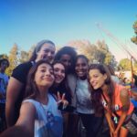 Leyla Tanlar Instagram - Nice photobomb 👊