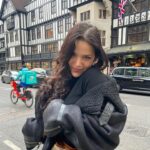 Leyla Tanlar Instagram -