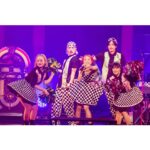 LiSA Instagram - 自分でセットリスト組んでおいて、イントロからやばすぎた「I'm a Rockstar」あの頃の願いが、約10年後今の私の力になってくれました。その時々にグッとくる歌詞がどん変わっていくすごい曲‥。 大切な曲の物語をバンドとダンサーに伝えて、「I'm a Rockstarを2024年の私の歌にしてくれました。えもすぎた。 📸　@vizkage そして、2024年昔も昔からたくさんのラブレター(CD)に含ませた想いを、文字でみんなに届けてくれた森さんのレポート。#LiSAアイスクリーム　で歌った、叫んだ、"言葉"や"音"にのせた想いを文字で届けてくれました📝ねりねりしたあれこれから、みんなにも届いてるといいな。 RT ＜ライブレポート＞LiSA、デビュー13周年の祝福をファンと叫ぶ武道館ライブ【LiVE is Smile Always～i SCREAM～】完遂 https://www.billboard-japan.com/d_news/detail/137192 #LiSAアイスクリーム