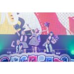 LiSA Instagram - 自分でセットリスト組んでおいて、イントロからやばすぎた「I'm a Rockstar」あの頃の願いが、約10年後今の私の力になってくれました。その時々にグッとくる歌詞がどん変わっていくすごい曲‥。 大切な曲の物語をバンドとダンサーに伝えて、「I'm a Rockstarを2024年の私の歌にしてくれました。えもすぎた。 📸　@vizkage そして、2024年昔も昔からたくさんのラブレター(CD)に含ませた想いを、文字でみんなに届けてくれた森さんのレポート。#LiSAアイスクリーム　で歌った、叫んだ、"言葉"や"音"にのせた想いを文字で届けてくれました📝ねりねりしたあれこれから、みんなにも届いてるといいな。 RT ＜ライブレポート＞LiSA、デビュー13周年の祝福をファンと叫ぶ武道館ライブ【LiVE is Smile Always～i SCREAM～】完遂 https://www.billboard-japan.com/d_news/detail/137192 #LiSAアイスクリーム
