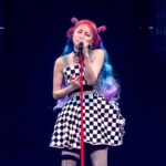 LiSA Instagram - 自分でセットリスト組んでおいて、イントロからやばすぎた「I'm a Rockstar」あの頃の願いが、約10年後今の私の力になってくれました。その時々にグッとくる歌詞がどん変わっていくすごい曲‥。 大切な曲の物語をバンドとダンサーに伝えて、「I'm a Rockstarを2024年の私の歌にしてくれました。えもすぎた。 📸　@vizkage そして、2024年昔も昔からたくさんのラブレター(CD)に含ませた想いを、文字でみんなに届けてくれた森さんのレポート。#LiSAアイスクリーム　で歌った、叫んだ、"言葉"や"音"にのせた想いを文字で届けてくれました📝ねりねりしたあれこれから、みんなにも届いてるといいな。 RT ＜ライブレポート＞LiSA、デビュー13周年の祝福をファンと叫ぶ武道館ライブ【LiVE is Smile Always～i SCREAM～】完遂 https://www.billboard-japan.com/d_news/detail/137192 #LiSAアイスクリーム