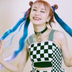 LiSA Instagram - #LiSAアイスクリーム 👘⑥ ダイナー女🛼🛼🍔🥤🍽️🏁 #わたしの腕むきむき💪 #りさふく　 📸　@vizkage 👘　@mikitiaizawa 💄　@keiko__ujiie