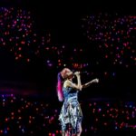LiSA Instagram - ねりねりした隅々までみつけてくれてる。あべみのロングロングロングレポートで、届いたかな。きこえたかな。をわたしも答え合わせしている。#LiSAアイスクリーム　に込めたあれこれをことばにしてくれています。これはもうわたしの気持ち。絶対見てね。そして　#LiSAカクテルパーティ　に一緒に向かおう！🍸 そして　#LiSAカクテルパーティ　FC先行本日までですっ🎫🍸🍷お忘れなくーー🥂🥂 ‪【FCリサラボっ】‬ ‪http://k.lxixsxa.com 【ライブレポート】“誰かの希望に　あたしもなれたら”――LiSAッ子と絆を確かめ合い、最高の未来を思い描きながら13周年のお祝いを！LiSA ワンマンライブ“LiVE is Smile Always～i SCREAM～”ロングレポート @LiSA_OLiVE @LiSA_STAFF #LiSA #LiSAアイスクリーム ▼記事はこちら lisani.jp/0000256851/ @vizkage