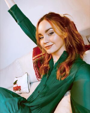 Liana Liberato Instagram - hi. love u.