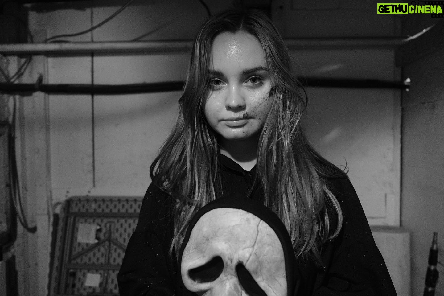Liana Liberato Instagram - that’s all for now! forever grateful for my scream fam. forever and ever 🔪❤️
