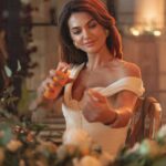 Liberta Spahiu Instagram - Parfumi me i ri nga @parfumsdemarly ‘Perseus’ 🧡 e gjeni ne @maisondeparfum_prishtina ne #albimall & #prmall A kesi lloj zonjash si na nuk gjeni askund 😂🫶🏻