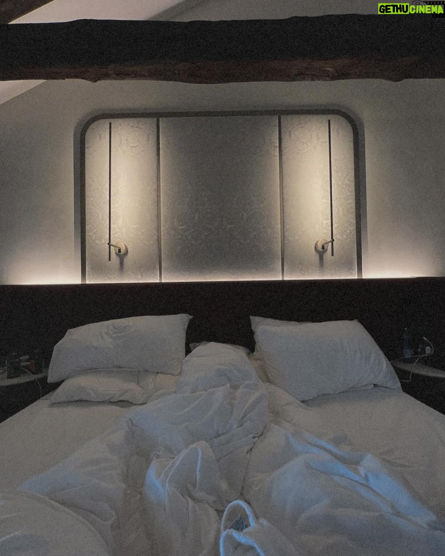 Liberta Spahiu Instagram - Naten qakolinos! 😴