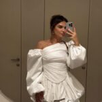Liberta Spahiu Instagram – Hera dyte… fustan t’bardhe! Sdi cka ka me ndodh ne te treten … @drenushaxharra 🫣😂
#maisondeparfumtirana #amouage #mdp #anderrnenjeshishe