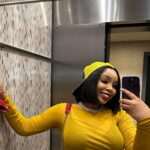 LightSkinKeisha Instagram - make a b*tch so pressed, she comment from her finstaaa 🤭