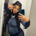 LightSkinKeisha Instagram – Hoez ain’t having sh*tt but some money problems 🥱 #fineaf