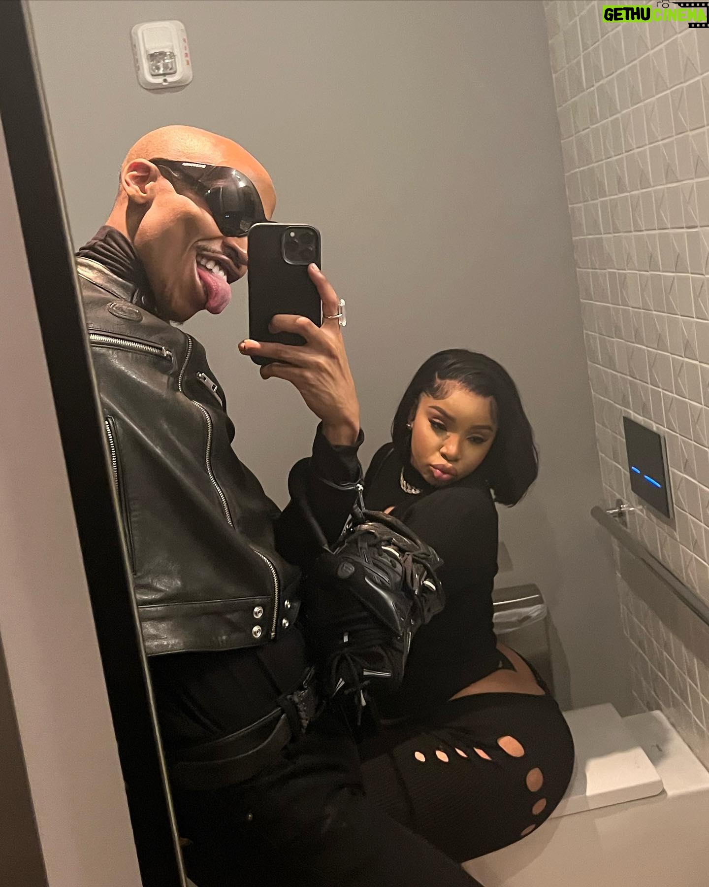 LightSkinKeisha Instagram - Ghost dump 😛🎬 cheers to szn 3 🥂