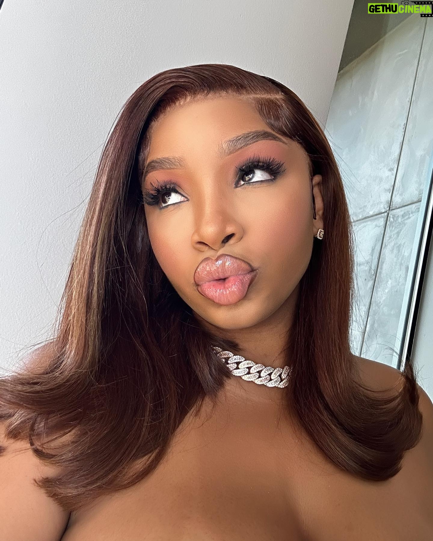 LightSkinKeisha Instagram - She’s about to doooo what the gworlsss should’ve didddd 🤩