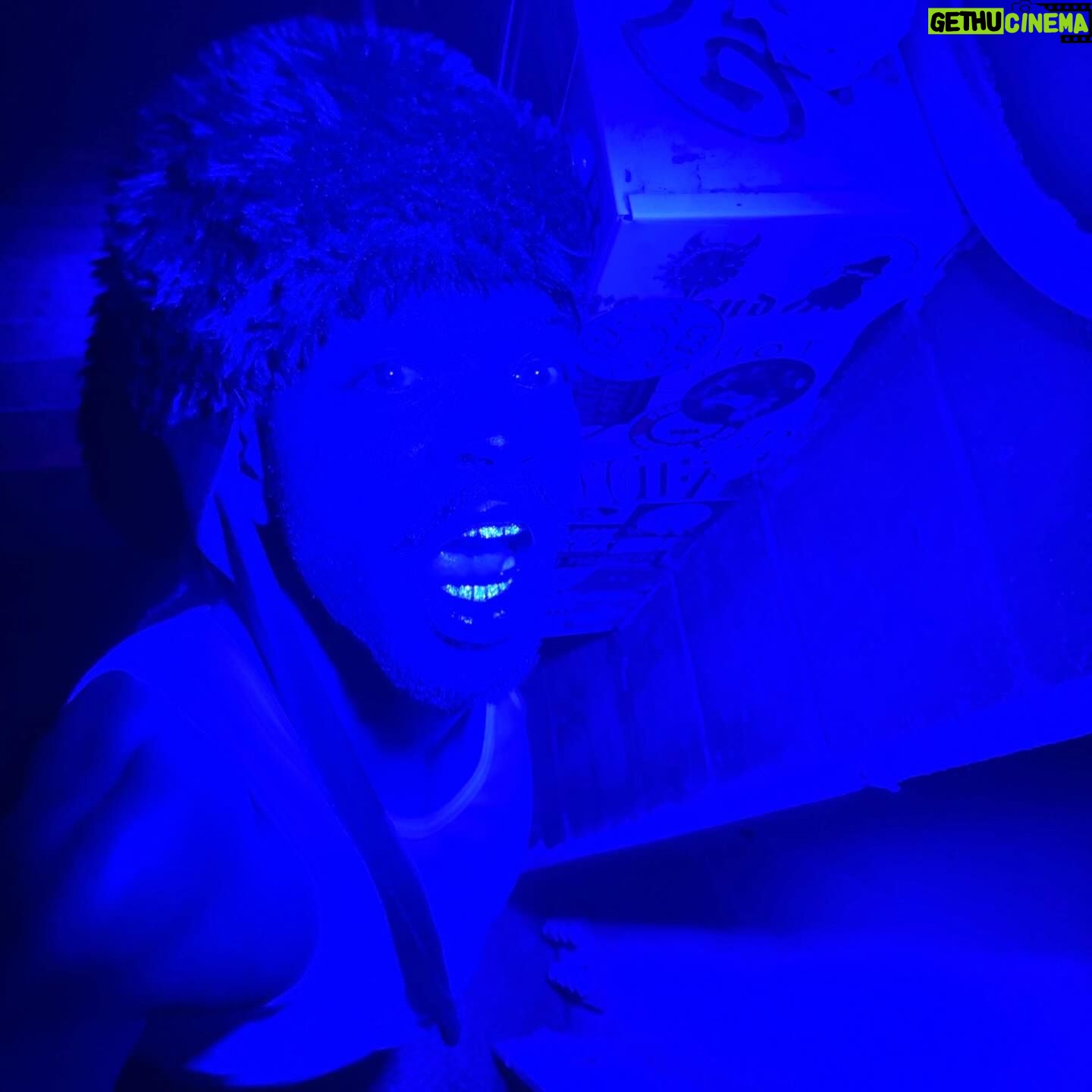 Lil Nas X Instagram - ngl probably gonna get in trouble for this but light again out now on SoundCloud! link in my bio! sorry columbia 🫥👯♀️