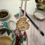 Lilas Ikuta Instagram – memories in 天津＆杭州🤍

➀服に合わせて二つお団子ヘア🍡
➁激うま火鍋🥘
➂大好物の小籠包🥟
➃シャボン玉てっぽう大🫧
➄雨避け付きてるてる坊主®️ikura
➅本当に止めてくれてありがとうパシャリ📷
➆歩き回るカメさん🐢
➇あなたはクマなの❔パンダなの❔
➈選ばれたのはこちらのパンダでした🐼
⑩揚げパンの断面が肉球🐾