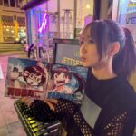 Lilas Ikuta Instagram - 映画「デッドデッドデーモンズデデデデデストラクション」 後章主題歌“幾田りら feat. ano『青春謳歌』” CD本日発売です🎈 幾田りらとして初めてのシングルCD💿 うれしい、いとおしい。 原作者浅野いにお先生の書き下ろしジャケットは、あのちゃんの『絶絶絶絶対聖域』と並べると繋がった一枚絵になるのです！可愛すぎ！🤍 そして"青春ッ!!あのりらじお"というものも収録されておりまして、あのちゃんとあーだこーだゆるりと楽しくお喋りしています☺︎こちらも必聴！ 皆さまどうぞよろしくお願いします❕ ゲットしたら教えてね☺︎ 映画の感想もチェックしてます、ありがとう😌 LAからのフォトを添えて。