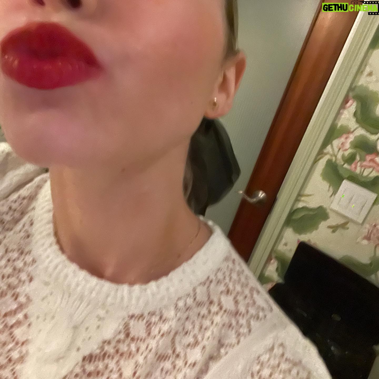 Lilia Buckingham Instagram - xoxoxo❤️happy holidays